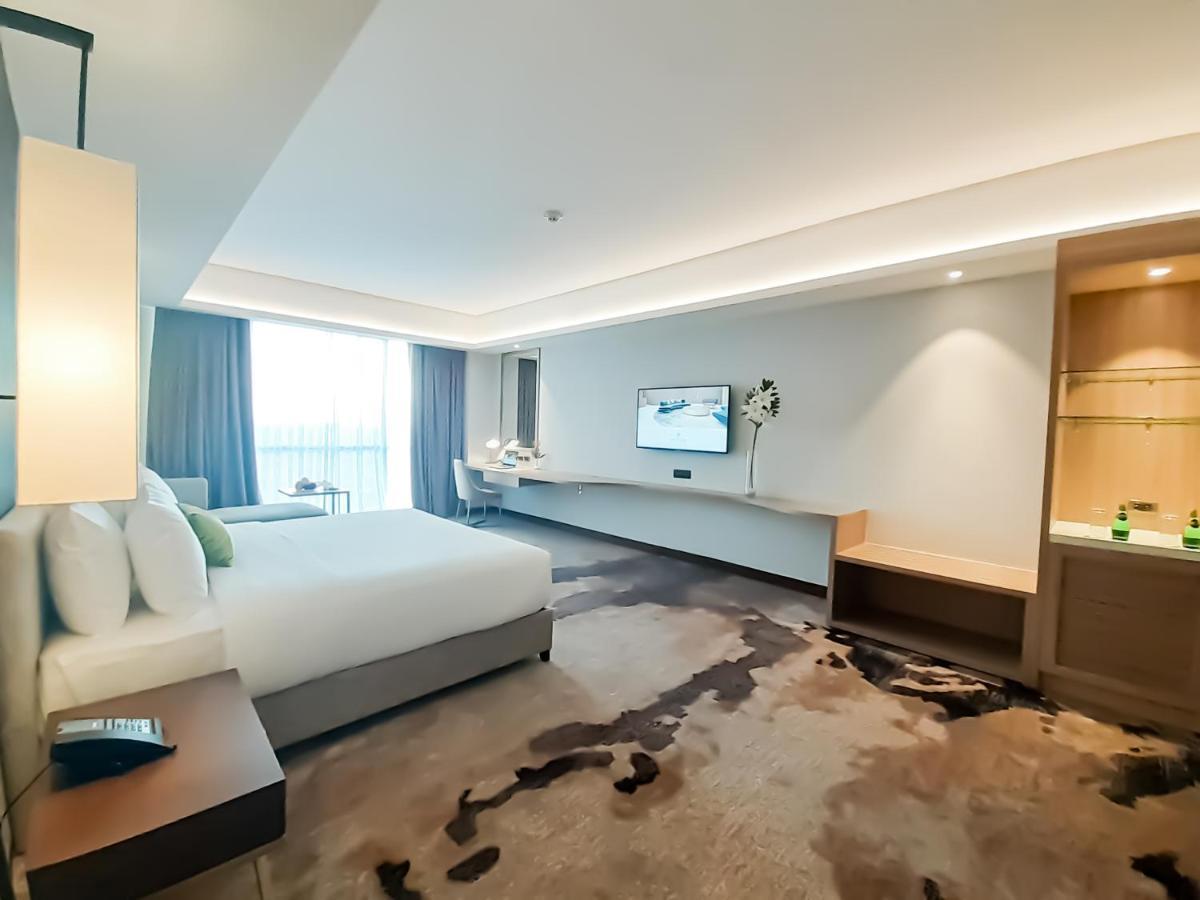 The Excelsior Hotel Las Piñas Exterior photo