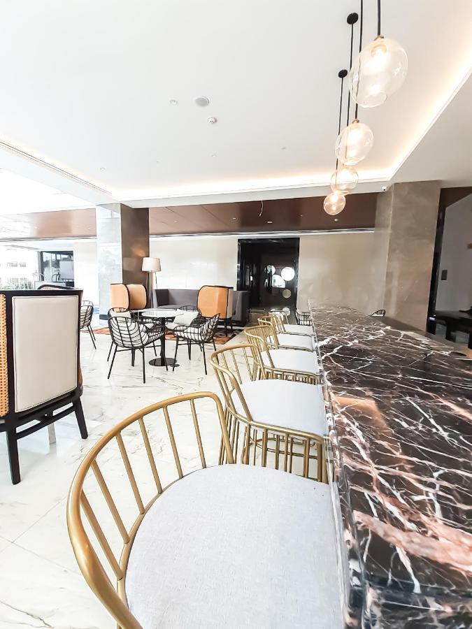 The Excelsior Hotel Las Piñas Exterior photo