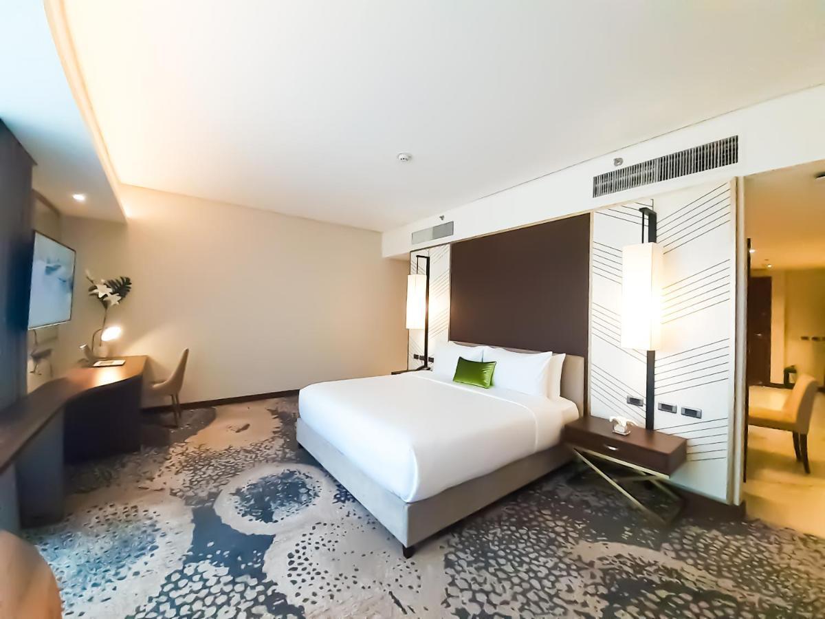 The Excelsior Hotel Las Piñas Exterior photo
